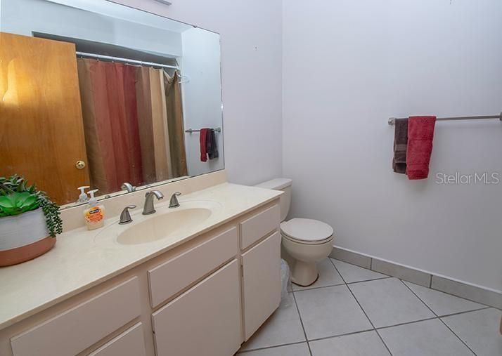 For Sale: $299,500 (3 beds, 2 baths, 1648 Square Feet)