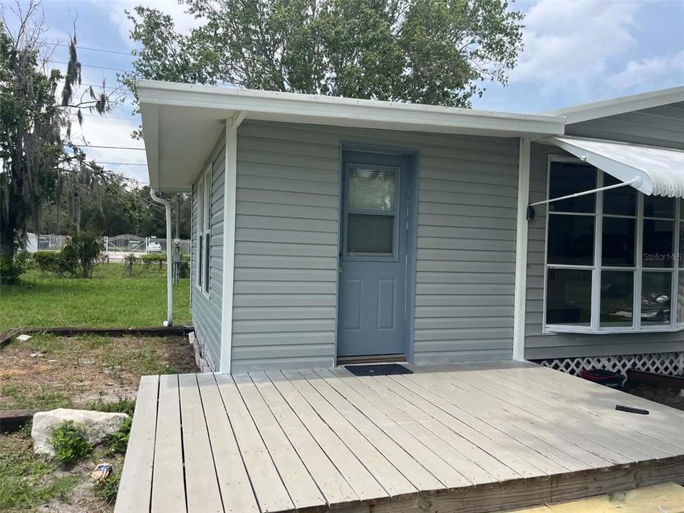 For Sale: $164,900 (2 beds, 1 baths, 780 Square Feet)