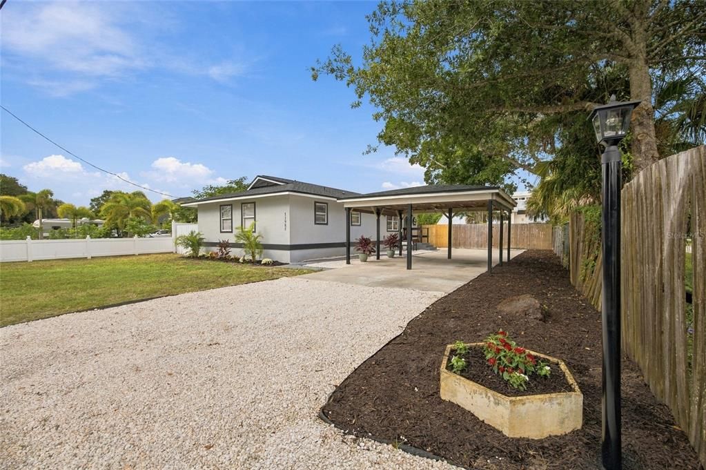 For Sale: $369,000 (3 beds, 2 baths, 1200 Square Feet)