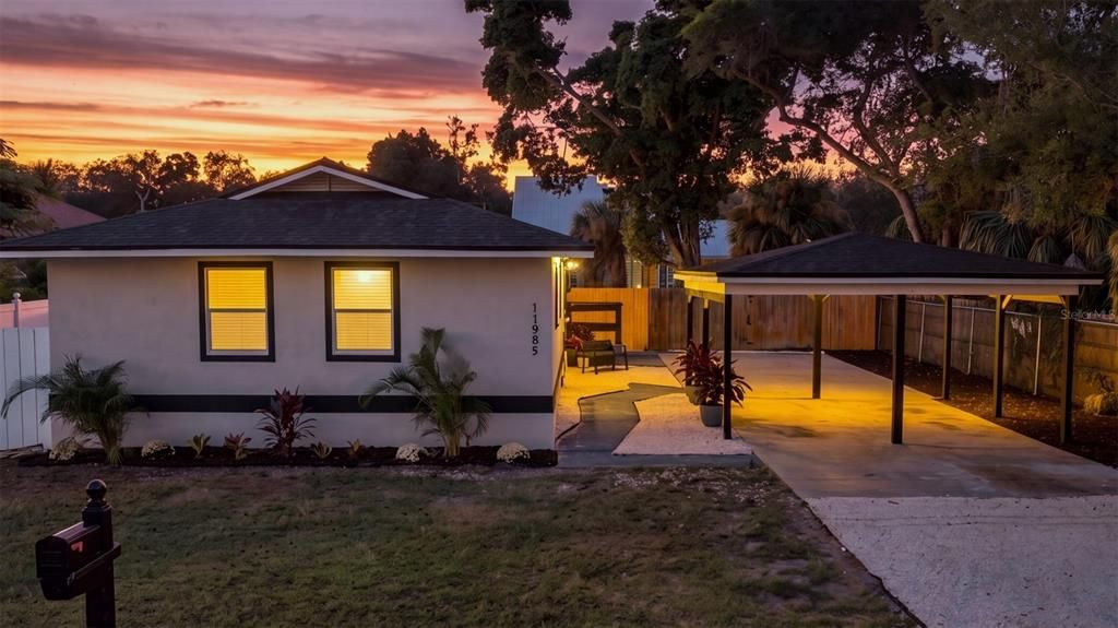 For Sale: $369,000 (3 beds, 2 baths, 1200 Square Feet)
