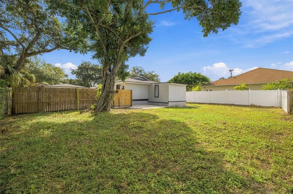 For Sale: $369,000 (3 beds, 2 baths, 1200 Square Feet)