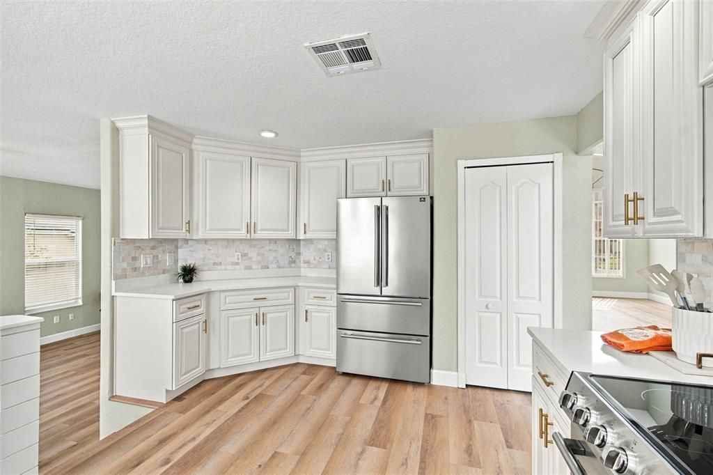 For Sale: $629,900 (4 beds, 3 baths, 2467 Square Feet)