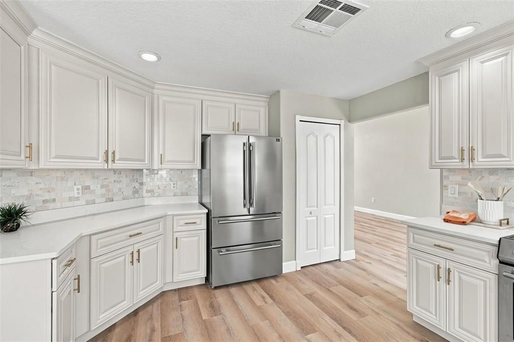 For Sale: $629,900 (4 beds, 3 baths, 2467 Square Feet)