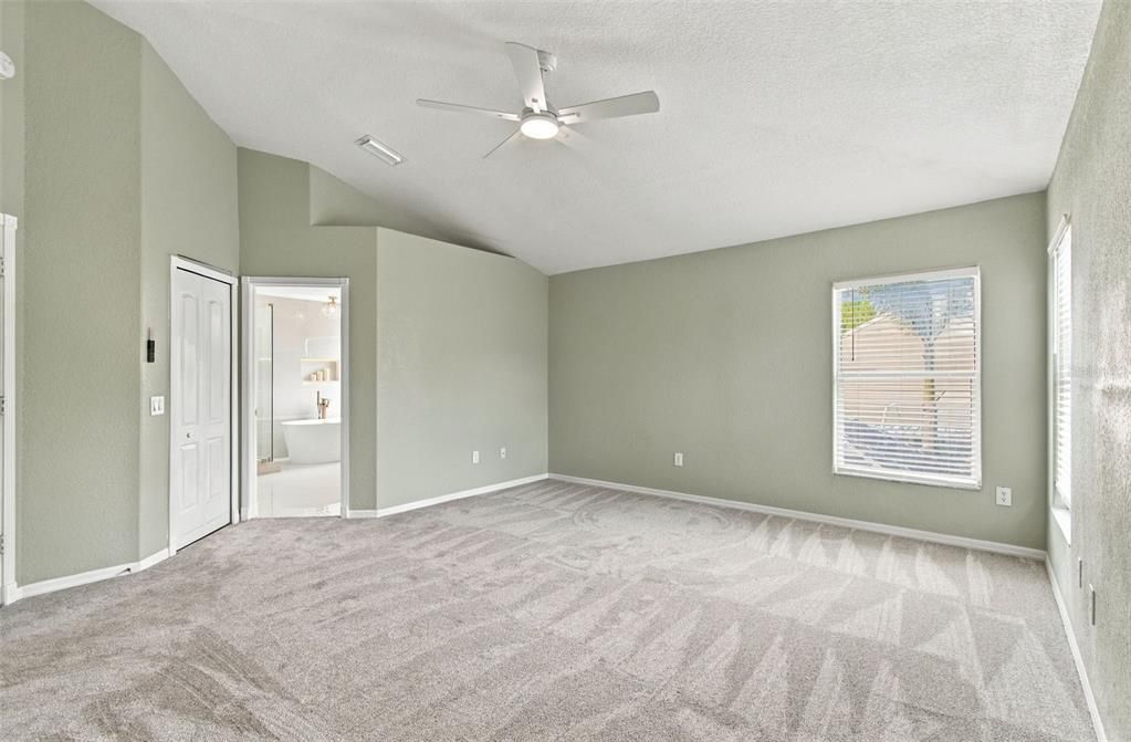 For Sale: $629,900 (4 beds, 3 baths, 2467 Square Feet)