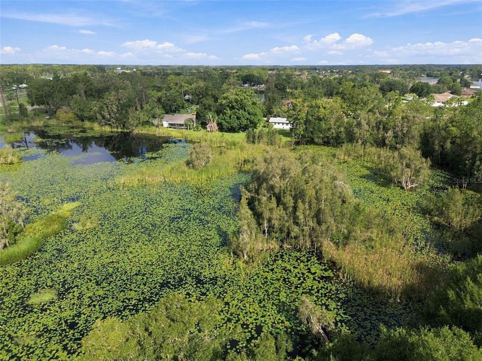 На продажу: $1,175,000 (2.83 acres)