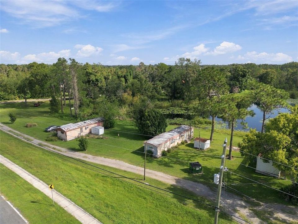 На продажу: $1,175,000 (2.83 acres)