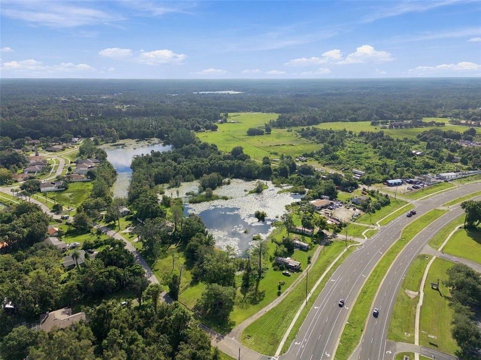 На продажу: $1,175,000 (2.83 acres)