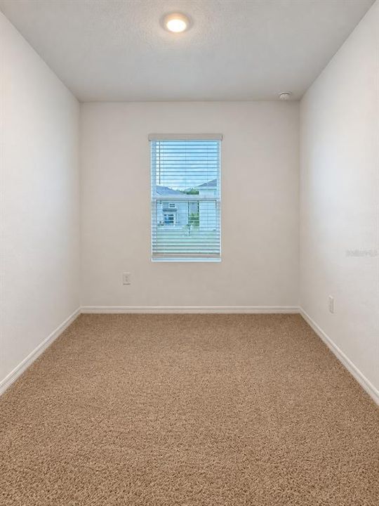 For Rent: $2,250 (3 beds, 2 baths, 1464 Square Feet)