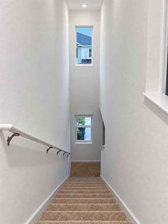 For Rent: $2,250 (3 beds, 2 baths, 1464 Square Feet)