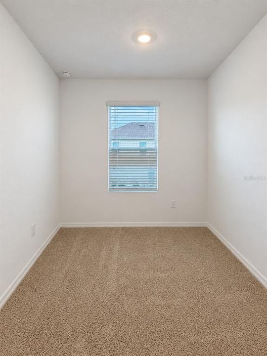 For Rent: $2,250 (3 beds, 2 baths, 1464 Square Feet)