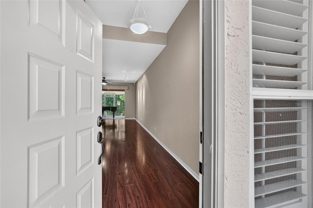 For Sale: $229,900 (2 beds, 2 baths, 1435 Square Feet)