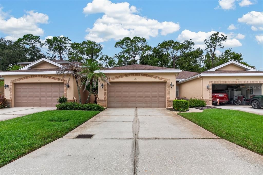 For Sale: $229,900 (2 beds, 2 baths, 1435 Square Feet)