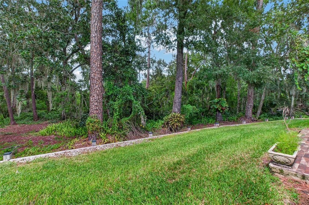 For Sale: $229,900 (2 beds, 2 baths, 1435 Square Feet)