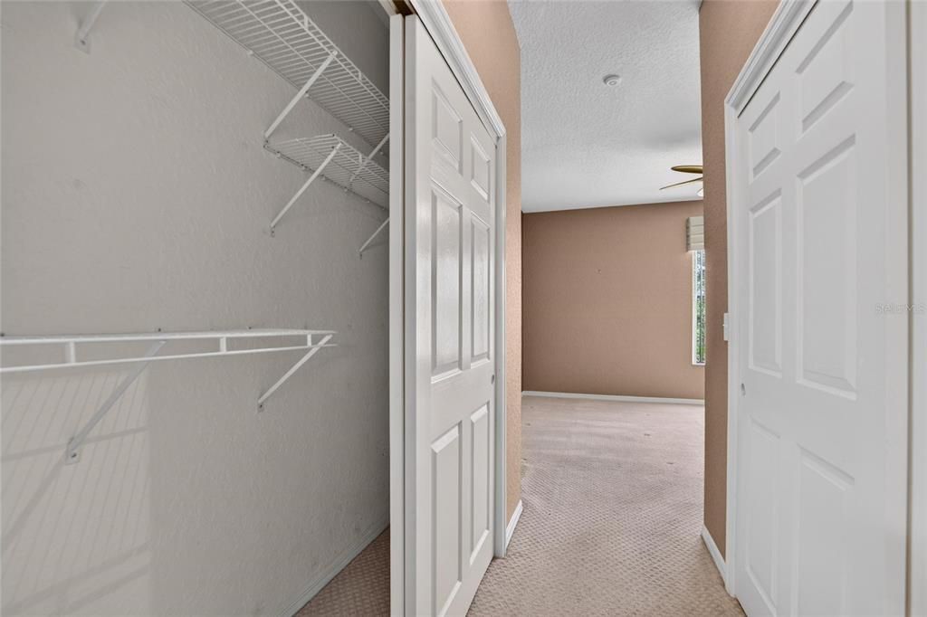 For Sale: $229,900 (2 beds, 2 baths, 1435 Square Feet)