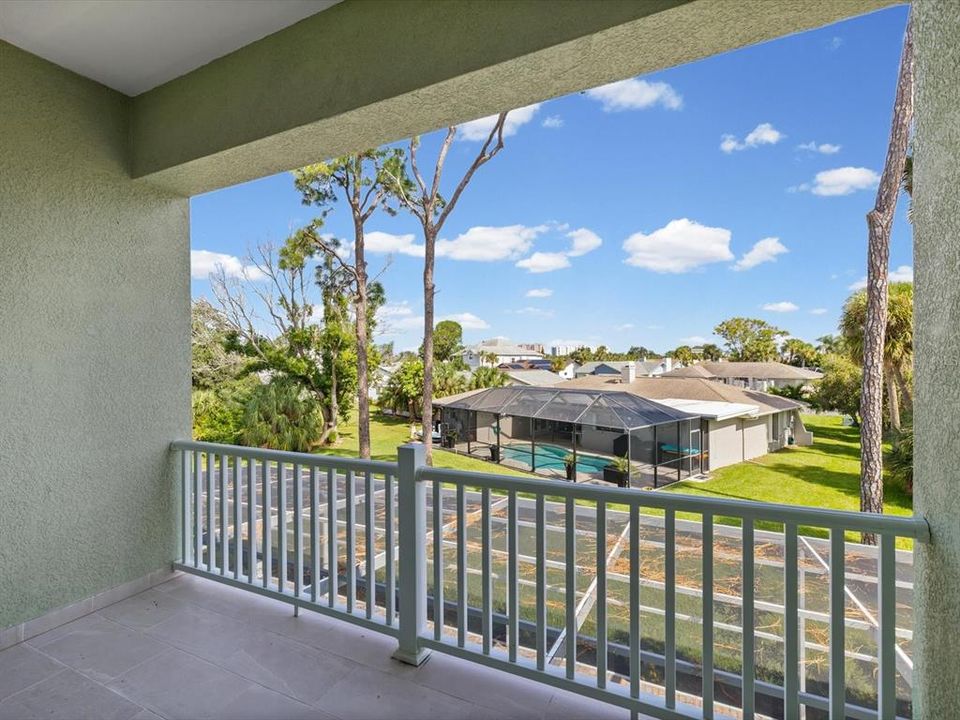 For Sale: $624,900 (4 beds, 3 baths, 2132 Square Feet)