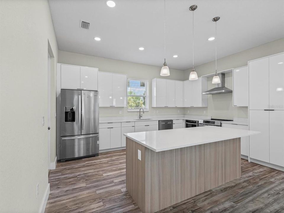 For Sale: $624,900 (4 beds, 3 baths, 2132 Square Feet)