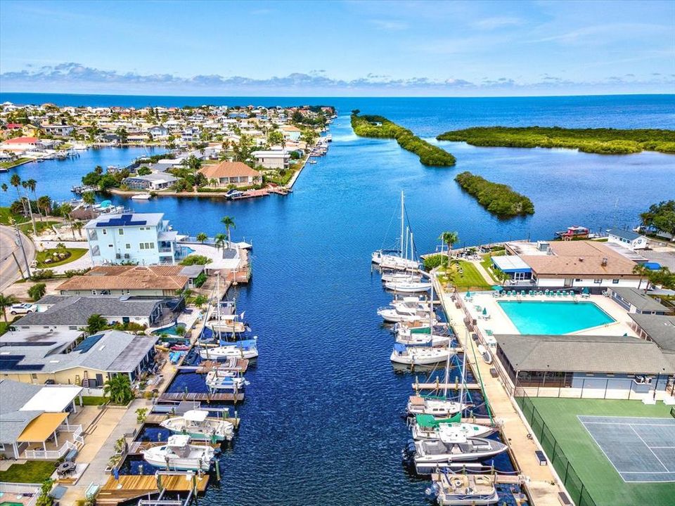 For Sale: $624,900 (4 beds, 3 baths, 2132 Square Feet)