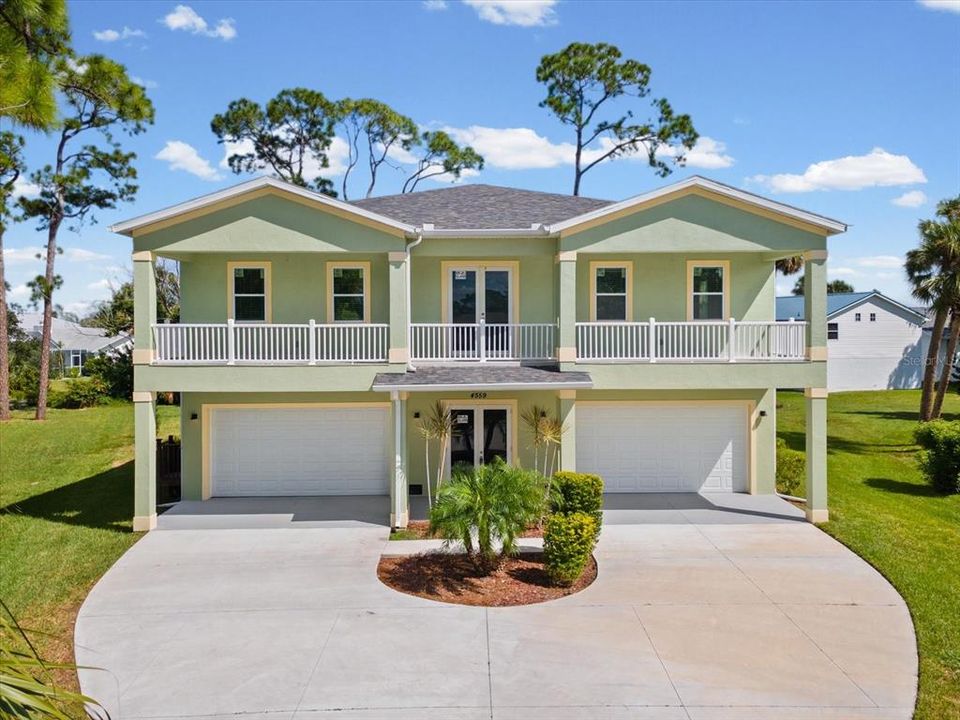 For Sale: $624,900 (4 beds, 3 baths, 2132 Square Feet)