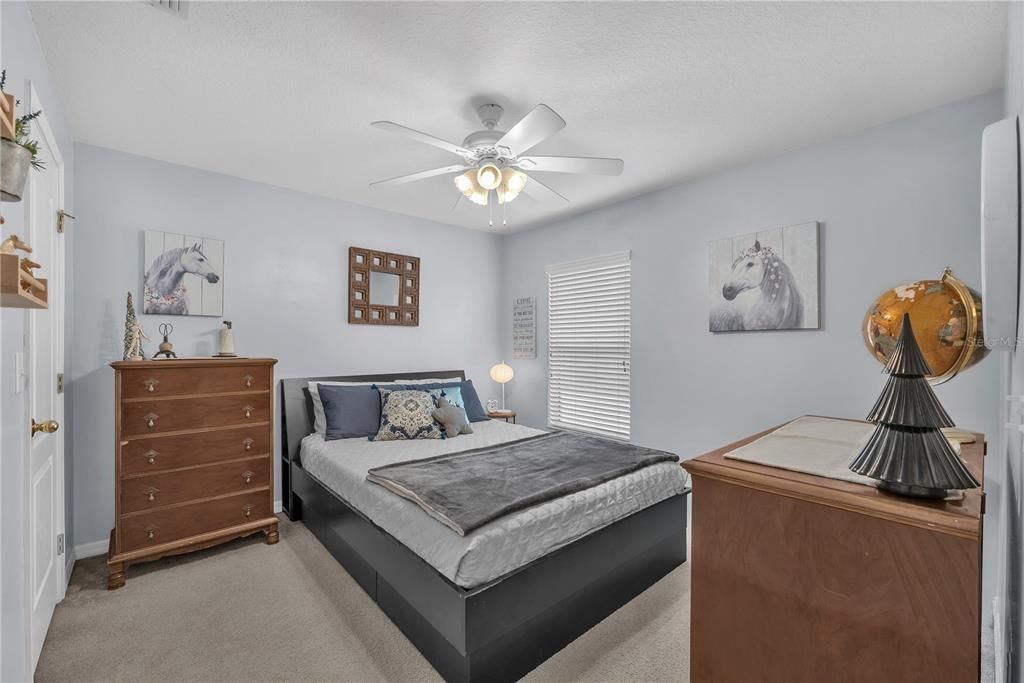 For Sale: $565,000 (4 beds, 2 baths, 2367 Square Feet)