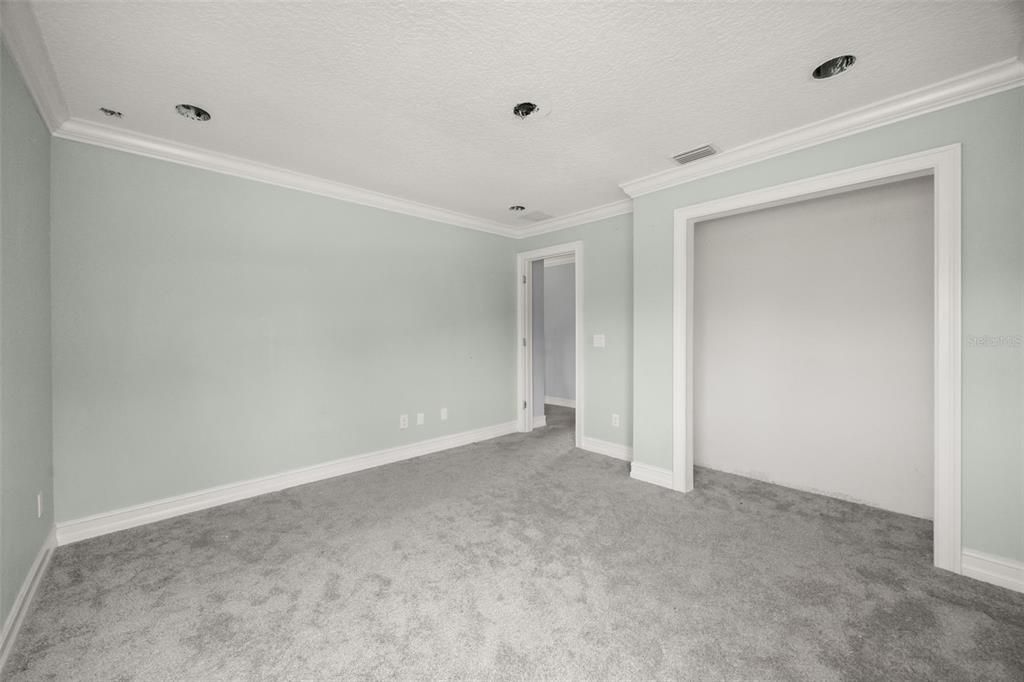 For Sale: $549,900 (4 beds, 3 baths, 2909 Square Feet)
