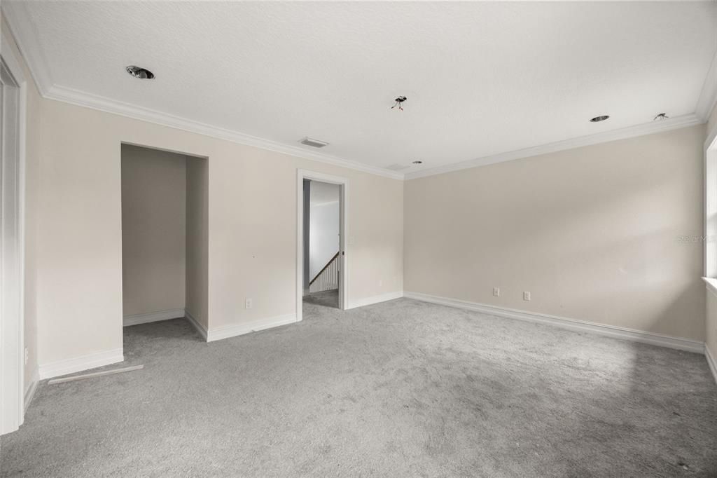 For Sale: $549,900 (4 beds, 3 baths, 2909 Square Feet)