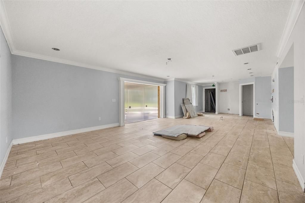 For Sale: $549,900 (4 beds, 3 baths, 2909 Square Feet)