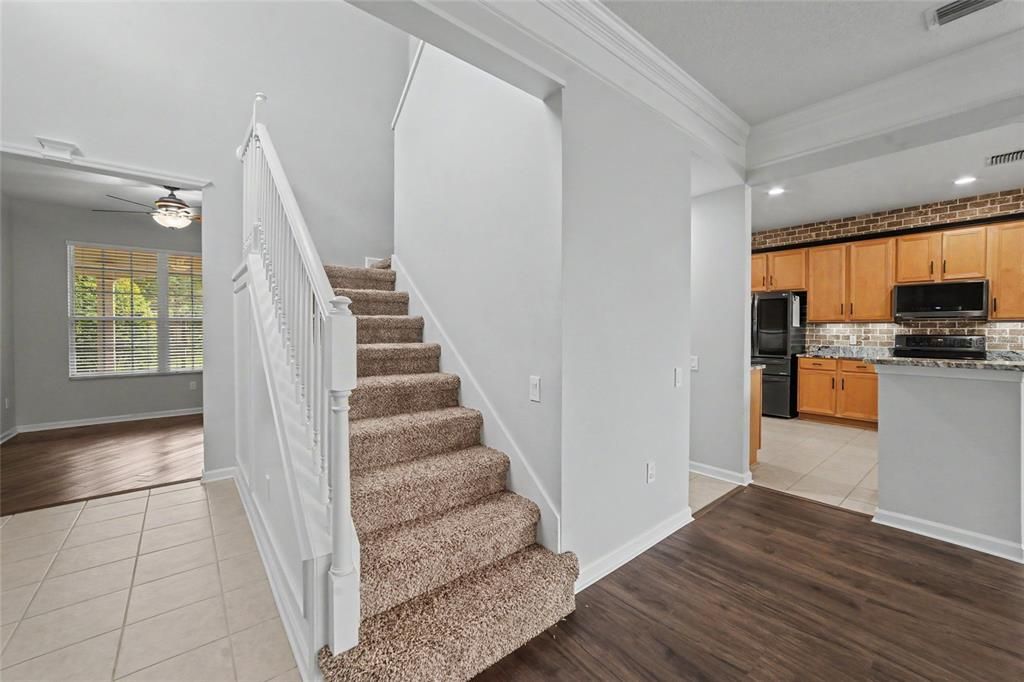 For Sale: $314,900 (3 beds, 2 baths, 2100 Square Feet)