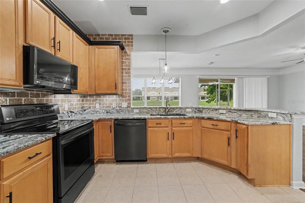For Sale: $314,900 (3 beds, 2 baths, 2100 Square Feet)