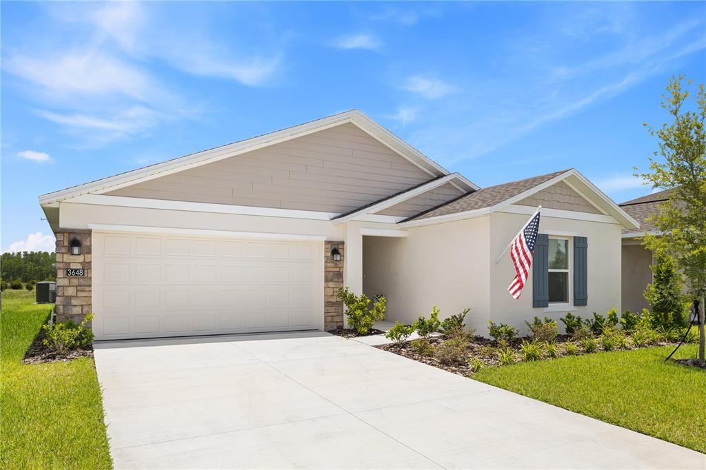 For Sale: $425,000 (4 beds, 2 baths, 1824 Square Feet)