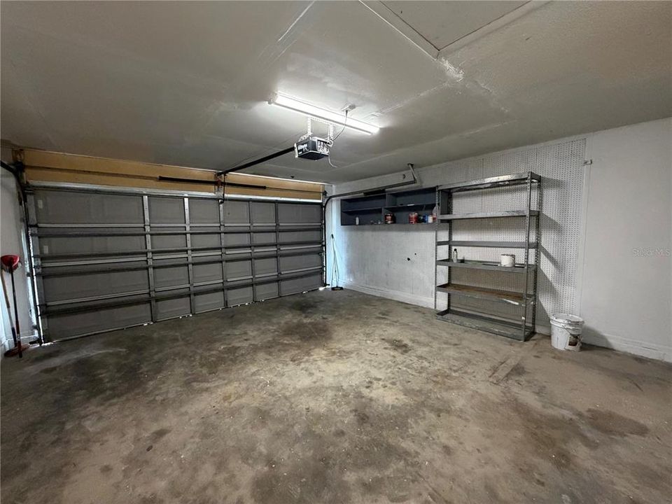 На продажу: $285,000 (3 спален, 2 ванн, 1208 Квадратных фут)