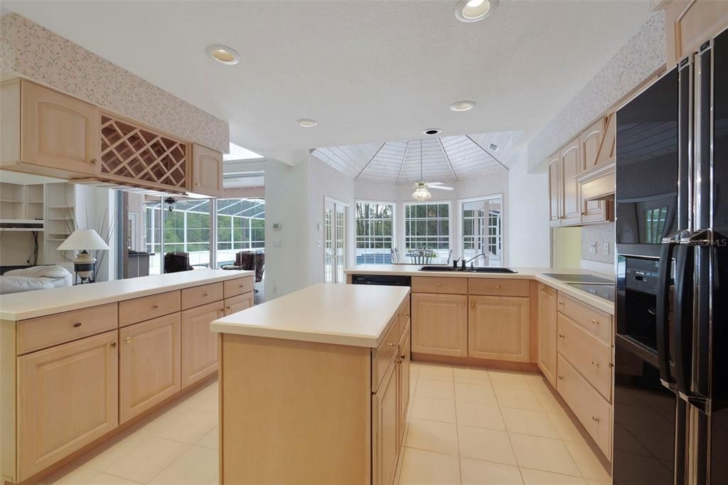 For Sale: $974,500 (4 beds, 3 baths, 3430 Square Feet)