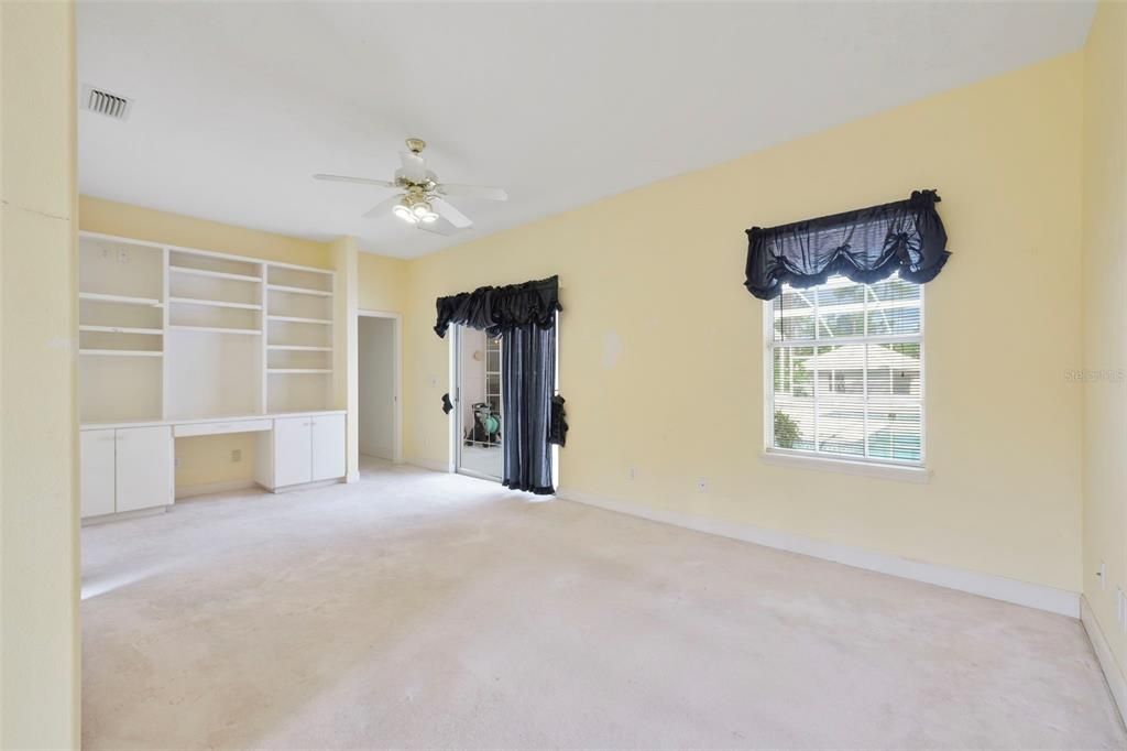 For Sale: $974,500 (4 beds, 3 baths, 3430 Square Feet)