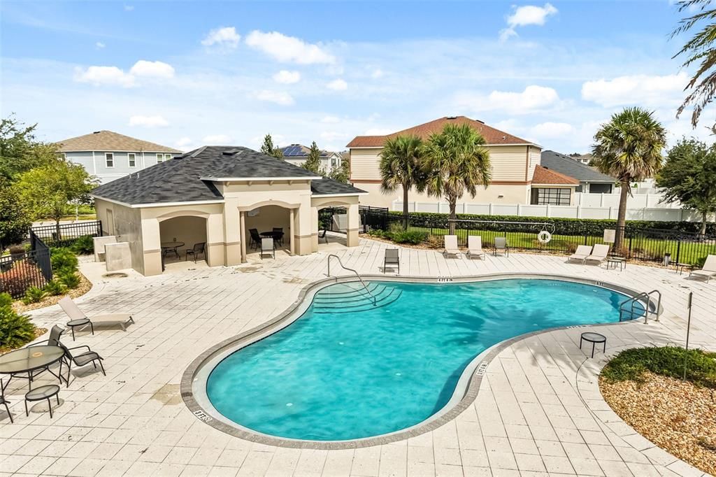 For Sale: $419,500 (4 beds, 2 baths, 2004 Square Feet)