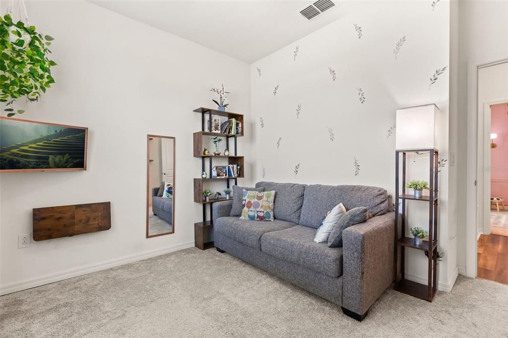 For Sale: $419,500 (4 beds, 2 baths, 2004 Square Feet)