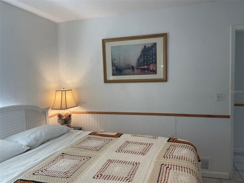 For Sale: $425,000 (2 beds, 2 baths, 1016 Square Feet)