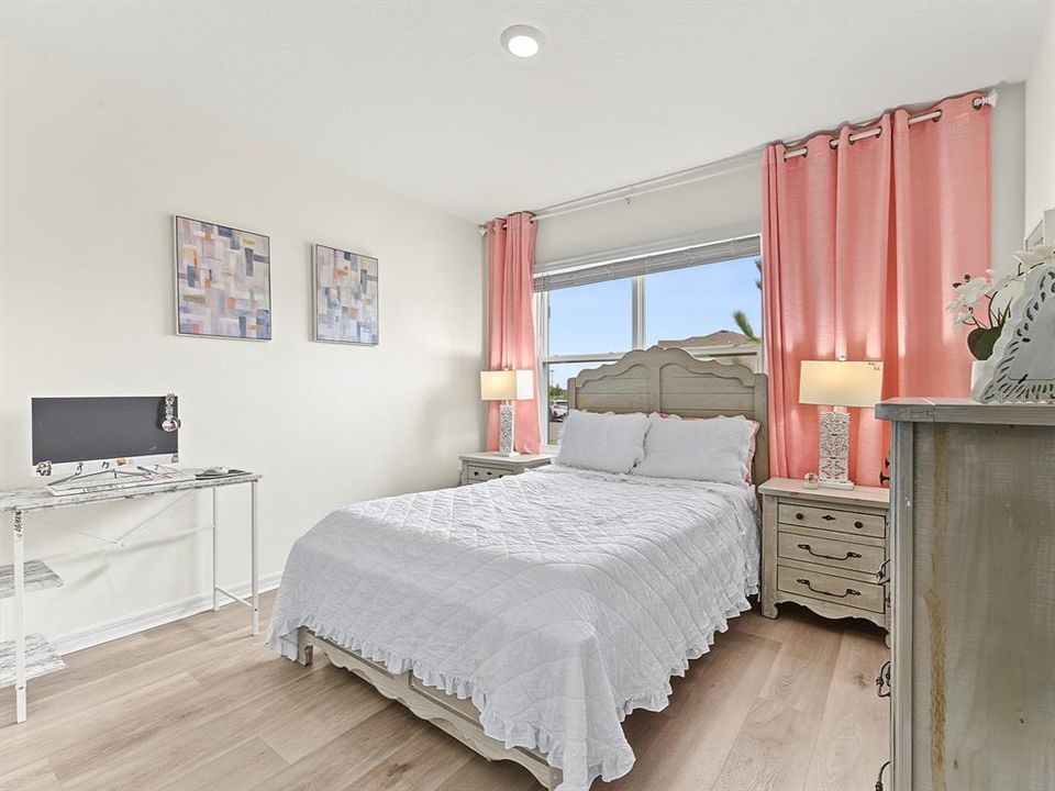En Venta: $384,900 (3 camas, 2 baños, 1672 Pies cuadrados)
