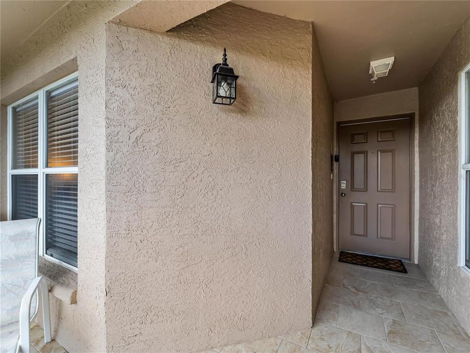 For Sale: $339,900 (2 beds, 2 baths, 1210 Square Feet)