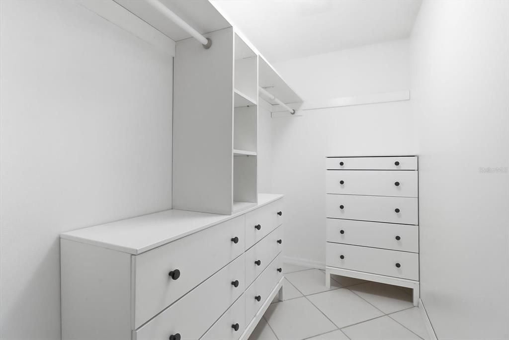 В аренду: $2,000 (3 спален, 2 ванн, 1607 Квадратных фут)