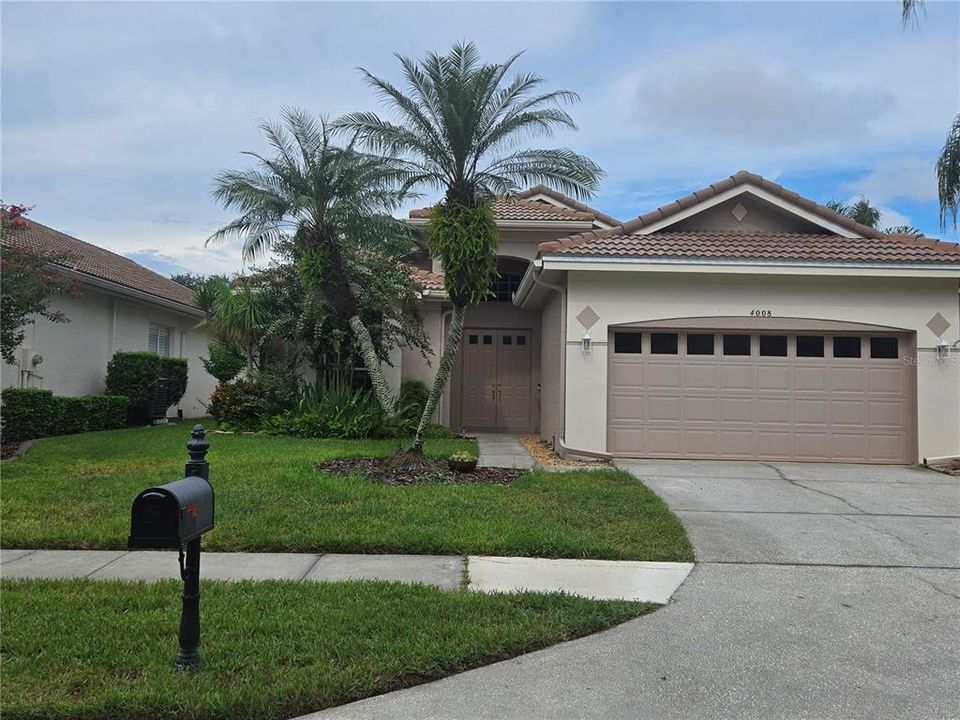 : $609,900 (2 beds, 2 baths, 2223 Square Feet)