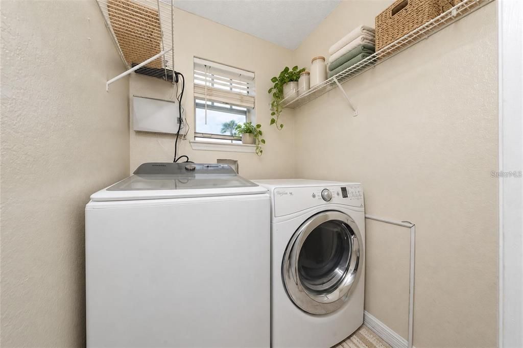 For Rent: $1,400 (2 beds, 2 baths, 1026 Square Feet)