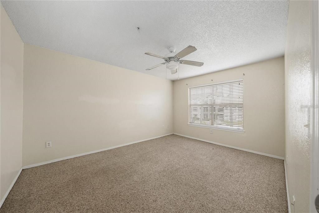 For Rent: $1,400 (2 beds, 2 baths, 1026 Square Feet)