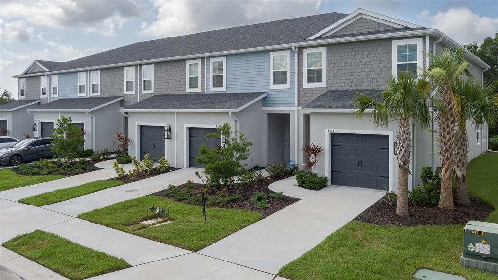 For Rent: $2,500 (3 beds, 2 baths, 1822 Square Feet)