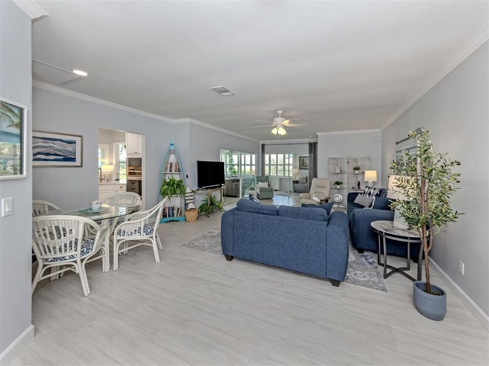 For Sale: $399,000 (2 beds, 2 baths, 1738 Square Feet)