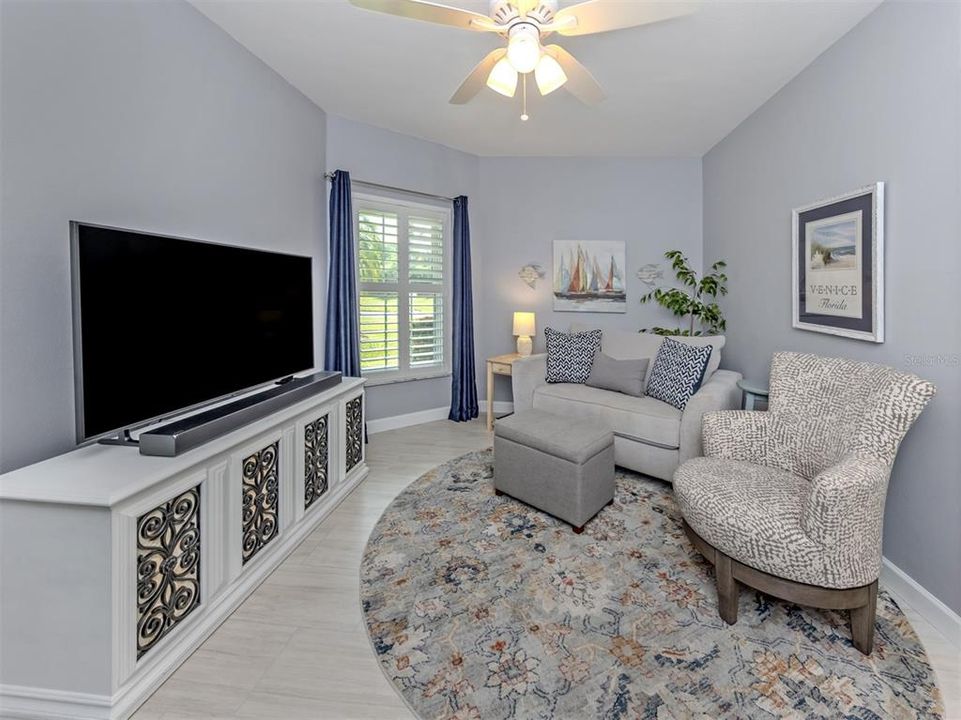 For Sale: $399,000 (2 beds, 2 baths, 1738 Square Feet)