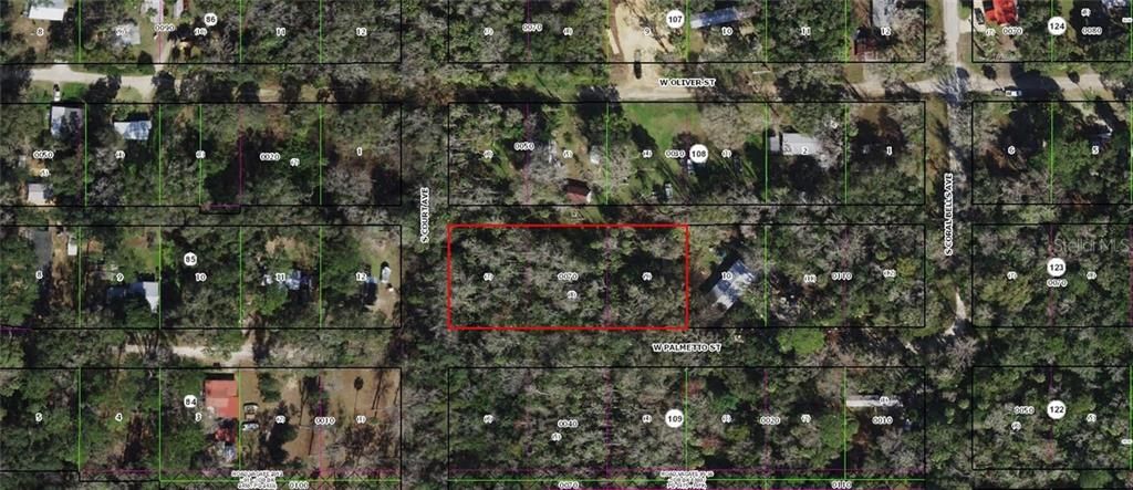 En Venta: $29,900 (0.90 acres)