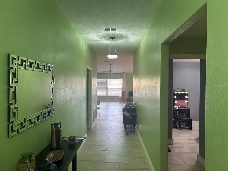 For Sale: $340,000 (4 beds, 2 baths, 1971 Square Feet)