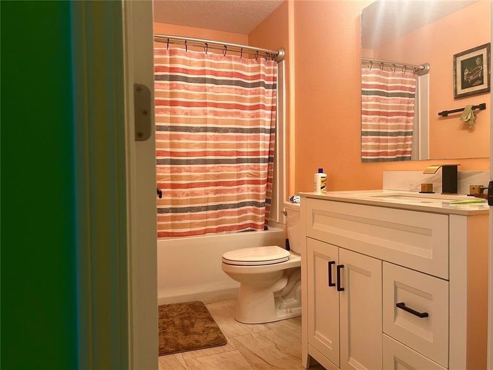 For Sale: $340,000 (4 beds, 2 baths, 1971 Square Feet)