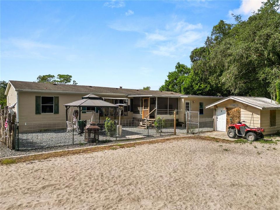 For Sale: $199,000 (4 beds, 2 baths, 2172 Square Feet)