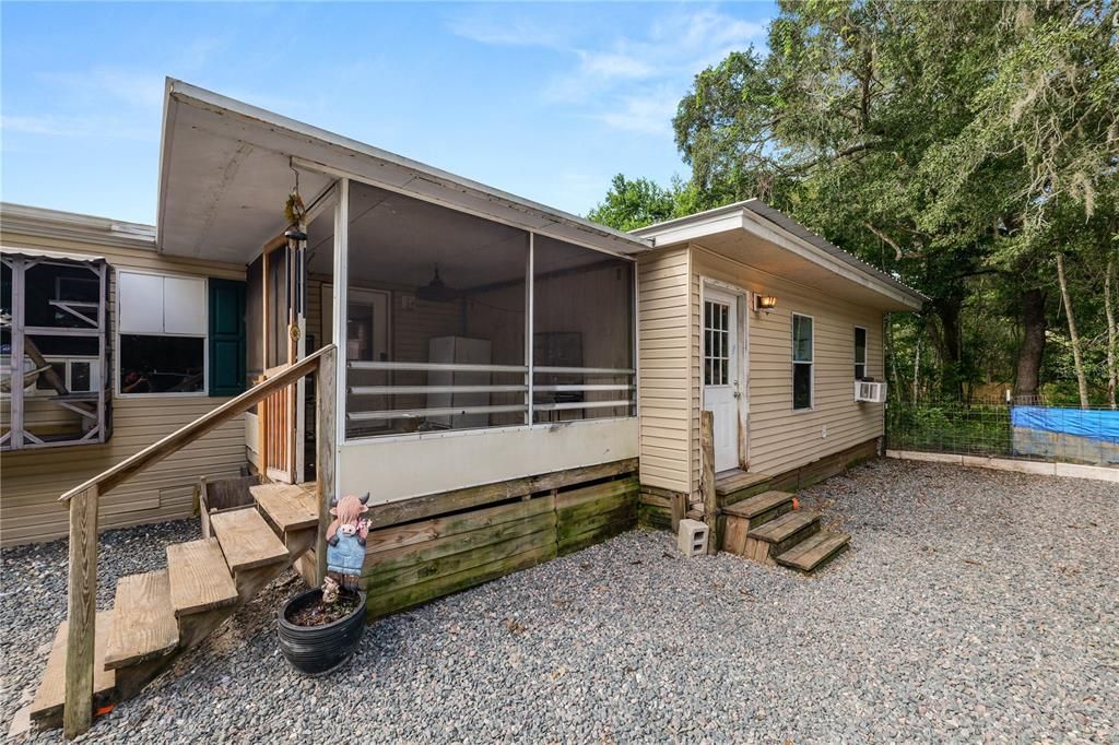 For Sale: $199,000 (4 beds, 2 baths, 2172 Square Feet)
