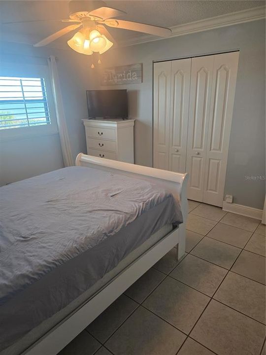 For Sale: $235,000 (2 beds, 2 baths, 1087 Square Feet)